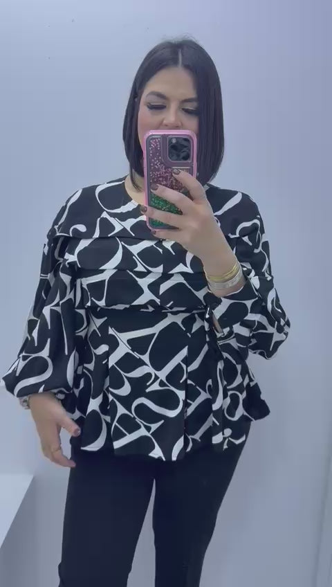 Blusa Black And white Art Vibes